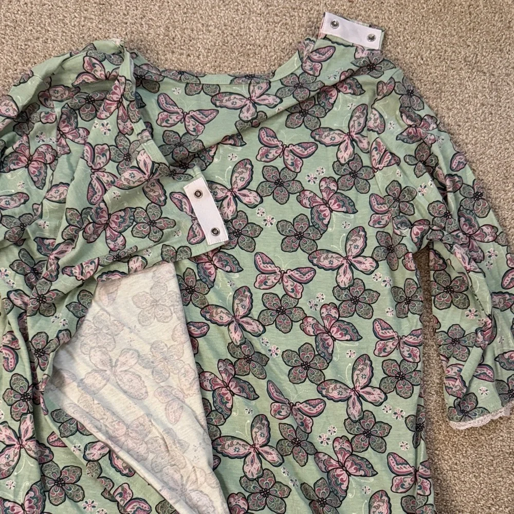 Silverts Adaptive Wear Butterfly Floral Lounge Set - Top and Bottom Sz: LG - Picture 4 of 9